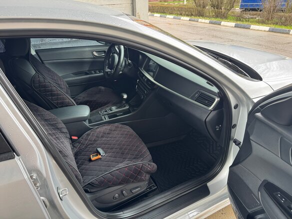 2019 Kia Optima IV Рестайлинг, серебристый, 2800000 рублей - вид 6