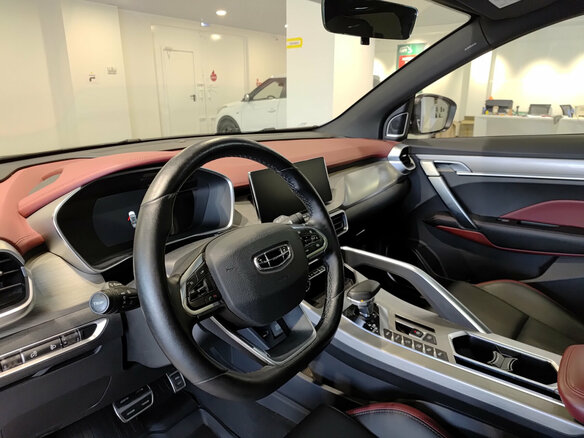 2023 Geely Coolray I, белый, 1848000 рублей - вид 15