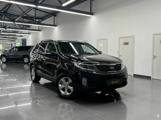 2018 Kia Sorento II Рестайлинг, чёрный, 1910000 рублей, вид 5
