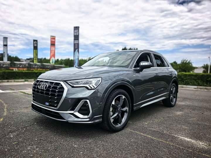 Открыть фотографии: Audi Q3 II (F3)