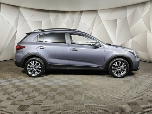 2022 Kia Rio X IV Рестайлинг, серый, 1519000 рублей - вид 5