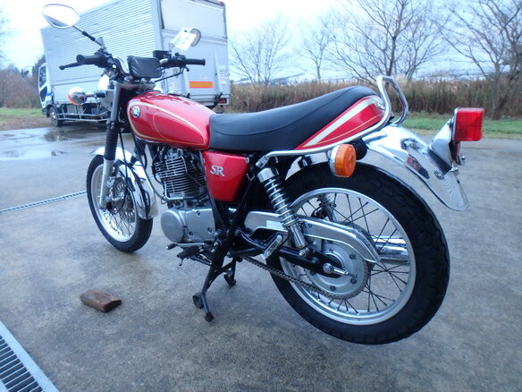 2009 Yamaha SR400, красный, 350000 рублей - вид 8