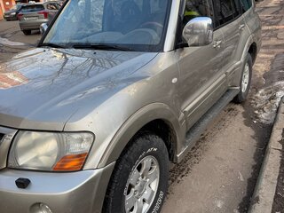 2004 Mitsubishi Pajero III Рестайлинг, бежевый, 750000 рублей, вид 1