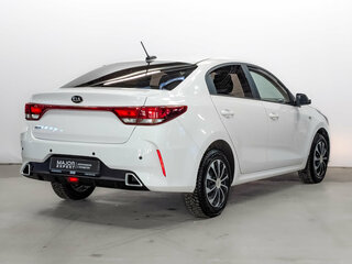2021 Kia Rio IV Рестайлинг, белый, 1515000 рублей, вид 5