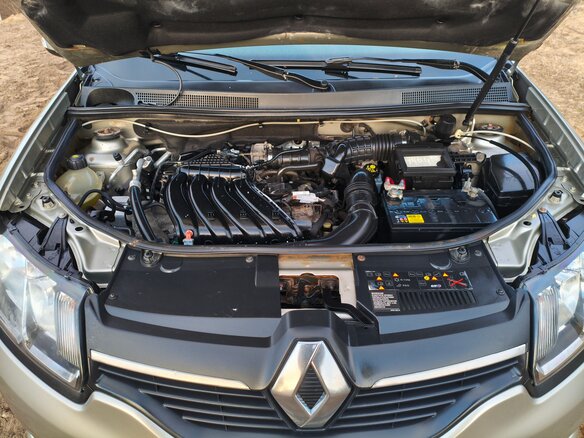 2017 Renault Logan II, бежевый, 770000 рублей - вид 5