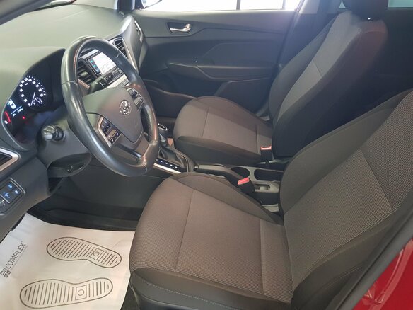 2019 Hyundai Solaris II, красный, 1645000 рублей - вид 16