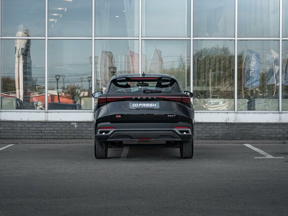 2024 Omoda C5 I, чёрный, 1729000 рублей - вид 3