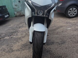 2011 Honda VFR 1200, белый, 650000 рублей, вид 1