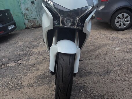 2011 Honda VFR 1200, белый, 650000 рублей, вид 1