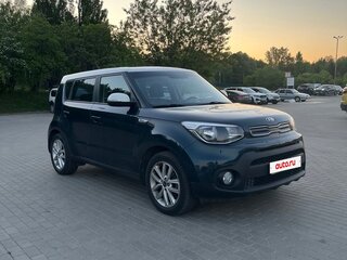 2017 Kia Soul II Рестайлинг, голубой, 1700000 рублей, вид 2
