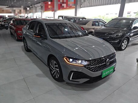 2024 Volkswagen Lavida III Рестайлинг, серый, 1800000 рублей, вид 3