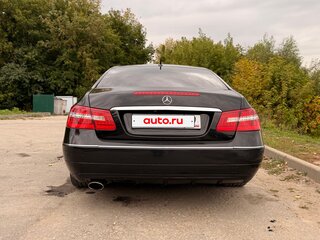2011 Mercedes-Benz E-Класс 250 7G-Tronic IV (W212, S212, C207), чёрный, 1280000 рублей, вид 3