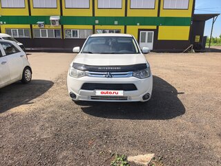 2014 Mitsubishi Outlander III, белый, 1200000 рублей, вид 1