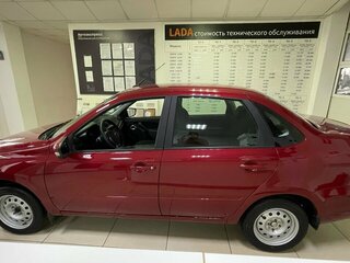 2026 Lada (ВАЗ) Granta I Рестайлинг, красный, 1088000 рублей, вид 4