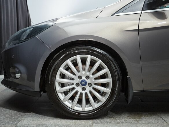 2011 Ford Focus III, коричневый, 937000 рублей - вид 18