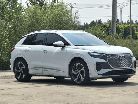 2024 Audi Q4 e-tron 40 I, белый, 4132000 рублей, вид 3