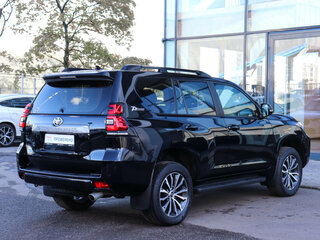 2022 Toyota Land Cruiser Prado 150 Series Рестайлинг 3, чёрный, 5680000 рублей, вид 4