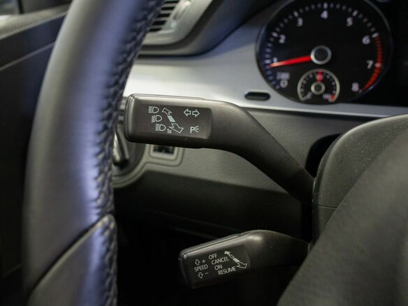 2010 Volkswagen Passat B6, серебристый, 820000 рублей - вид 22