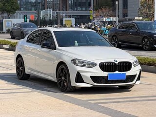 2022 BMW 1 серии 120i III (F52) Рестайлинг, белый, 1710778 рублей, вид 3