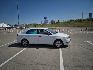2015 Skoda Rapid I, белый, 890000 рублей, вид 5
