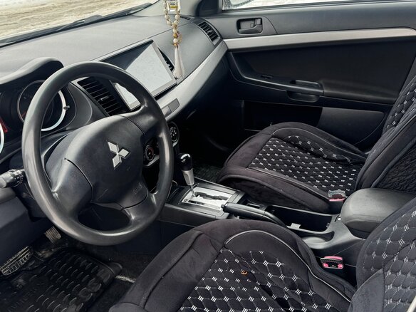 2007 Mitsubishi Lancer X, бежевый, 650000 рублей - вид 7