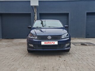 2017 Volkswagen Polo V Рестайлинг, синий, 1280000 рублей, вид 4