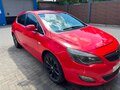 2010 Opel Astra J, красный - вид 4