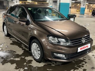 2018 Volkswagen Polo V Рестайлинг, коричневый, 1200000 рублей, вид 2