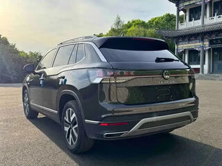2023 Volkswagen Tayron I Рестайлинг, чёрный, 2220300 рублей, вид 4