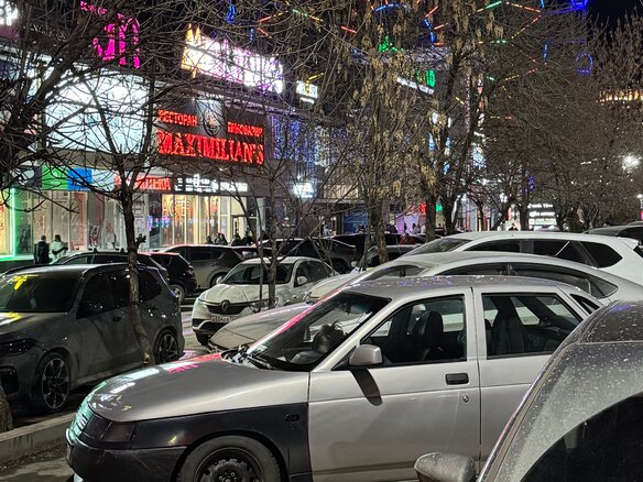2004 Lada (ВАЗ) 2110, серебристый, 155000 рублей - вид 2