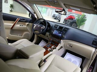2012 Toyota Highlander II (XU40) Рестайлинг, пурпурный, 1890000 рублей, вид 5