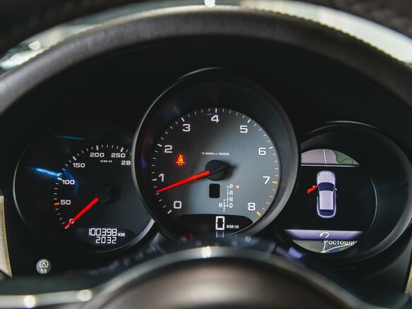 2015 Porsche Macan S I, красный - вид 18
