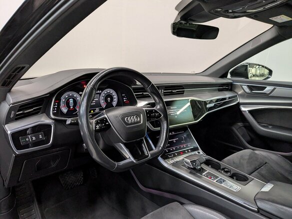 2018 Audi A6 55 TFSI V (C8), чёрный, 3480000 рублей - вид 1