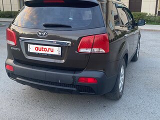 2010 Kia Sorento II, коричневый, 1100000 рублей, вид 3