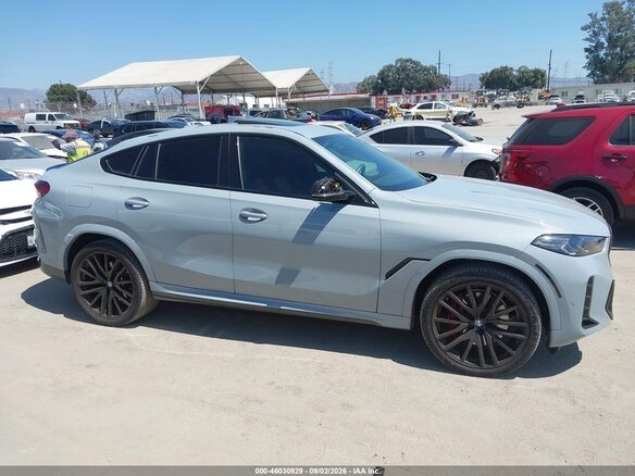 2025 BMW X6 40i III (G06) Рестайлинг, серый, 10400000 рублей - вид 10