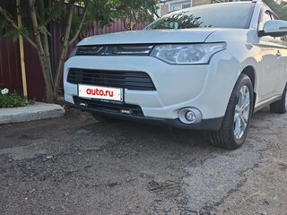 2013 Mitsubishi Outlander III, белый, 1260000 рублей, вид 3