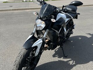 2015 Yamaha MT-07 (FZ-07), белый, 550000 рублей, вид 5