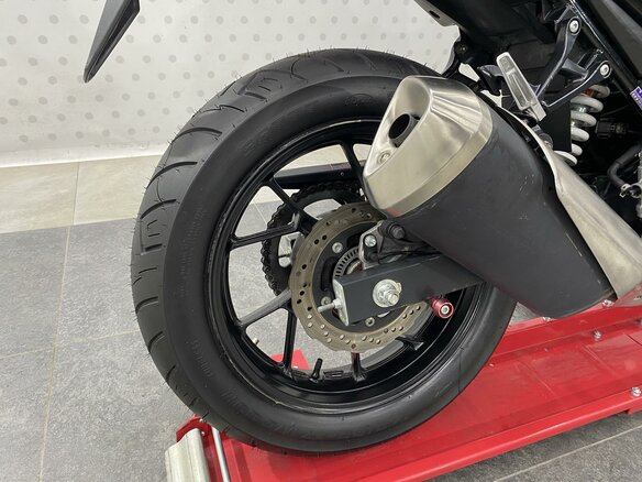2018 Suzuki GSX 250 R, чёрный, 389000 рублей - вид 14