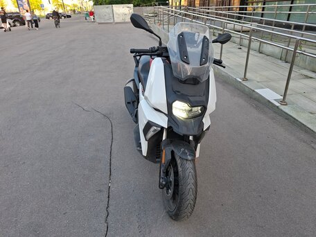 2019 BMW C 400 X, белый, 450000 рублей, вид 4