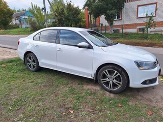 2013 Volkswagen Jetta VI, белый, 980000 рублей, вид 1