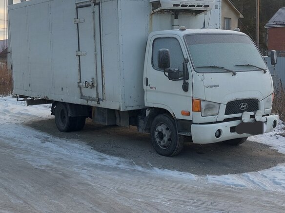 2009 Hyundai e-Mighty, белый, 1100000 рублей