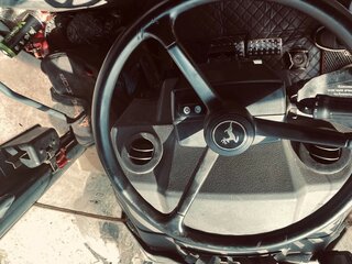 2012 John Deere 325K, жёлтый, 4000000 рублей, вид 3