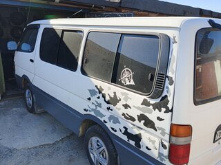 1990 Toyota HiAce H100, белый, 500000 рублей, вид 3
