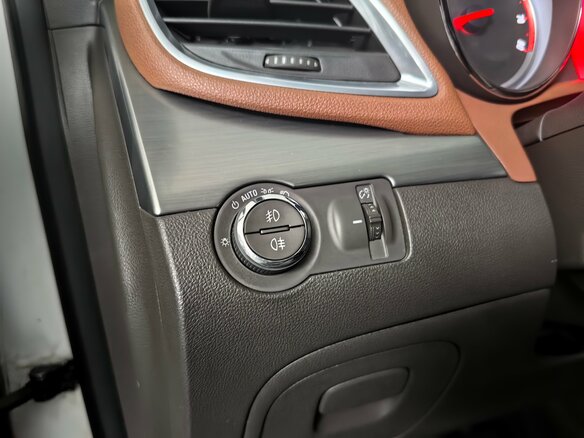 2014 Opel Mokka I, белый - вид 20