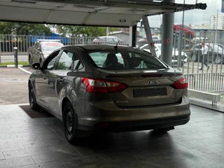 2012 Ford Focus III, коричневый, 665000 рублей, вид 4