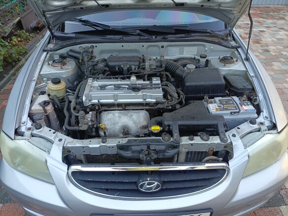 2004 Hyundai Accent ТагАЗ II, серебристый, 330000 рублей - вид 9