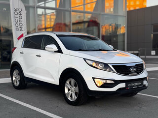 2011 Kia Sportage III, белый, 1230000 рублей, вид 3