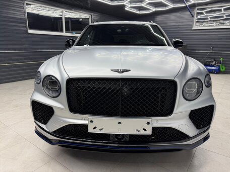 2025 Bentley Bentayga I Рестайлинг, серый, 40000000 рублей, вид 5