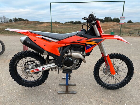 2025 KTM 250 SX F, оранжевый, 700000 рублей - вид 1