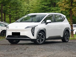 2026 Aion Y Plus 51.9 kWh, белый, 2380002 рублей, вид 1
